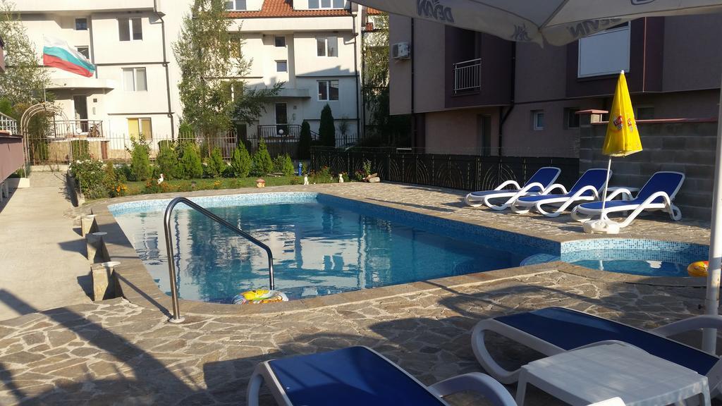 Dimitrov Apartments 布尔加斯 外观 照片