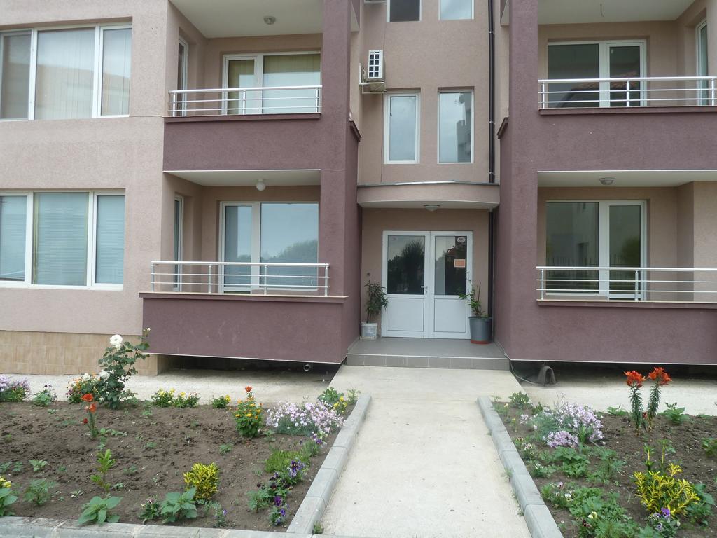 Dimitrov Apartments 布尔加斯 外观 照片
